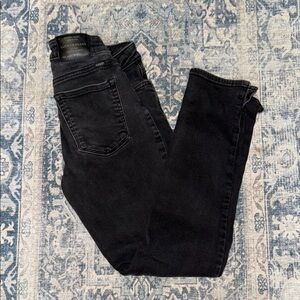 Lucky Brand Black Skinny Jeans with Stretch